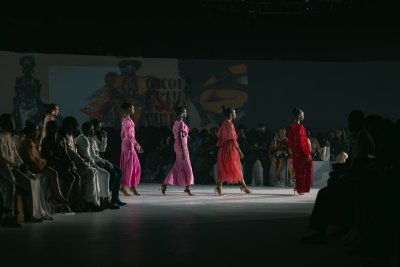 Wat je deze herfst draagt: vijf trends die de catwalks bepalen
